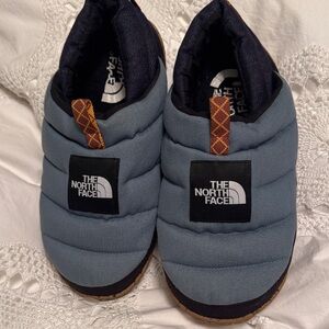 The North Face Men’s Navy Slip-On Slippers in denim